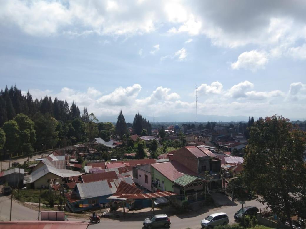 Kaesa Homestay Berastagi Exterior photo