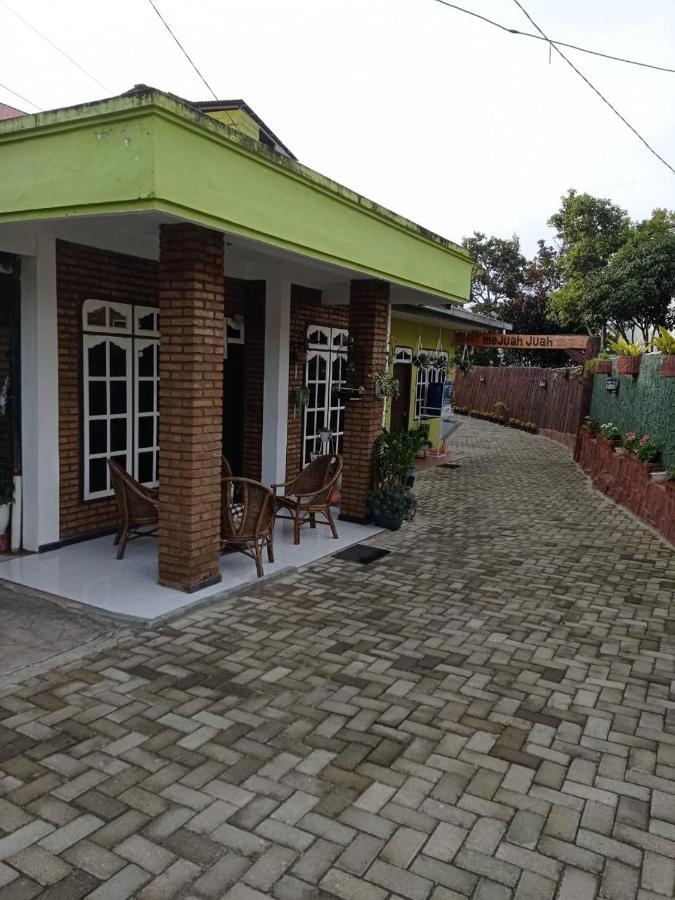 Kaesa Homestay Berastagi Exterior photo